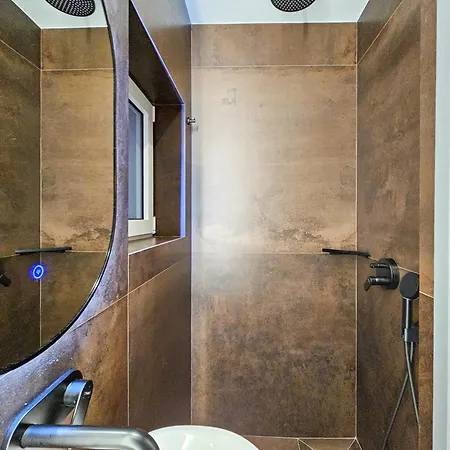 The Skyline Retreat *