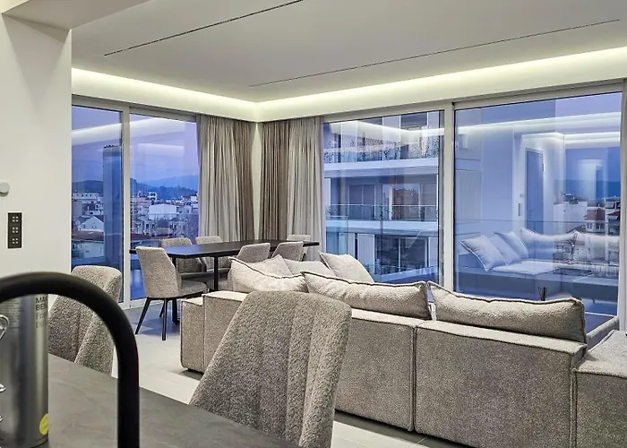 The Skyline Retreat *